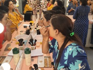 online makeup academy in pune
